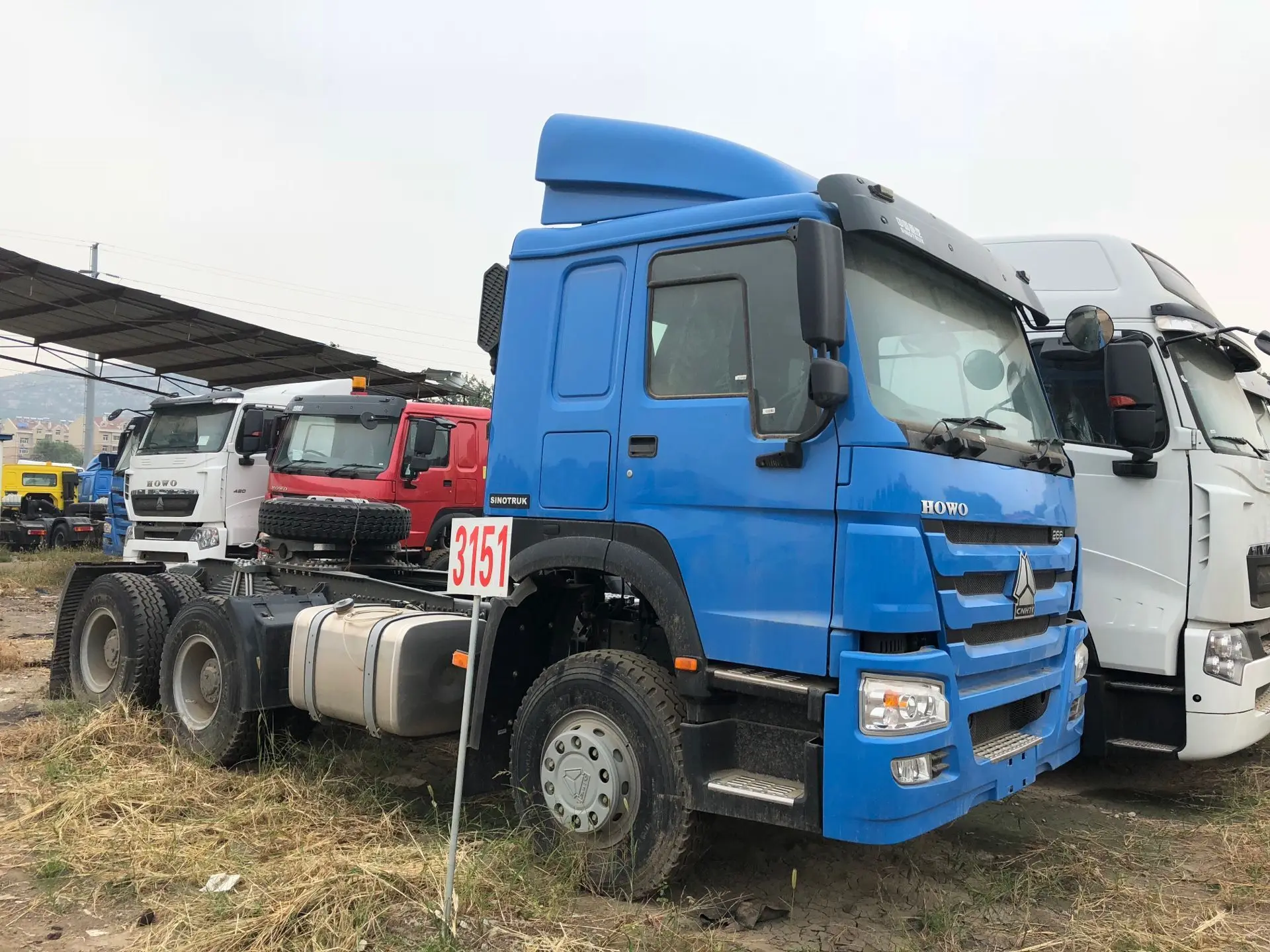 New Sinotruk  HOWO 6X4 TRACTOR TRUCK  400HP
