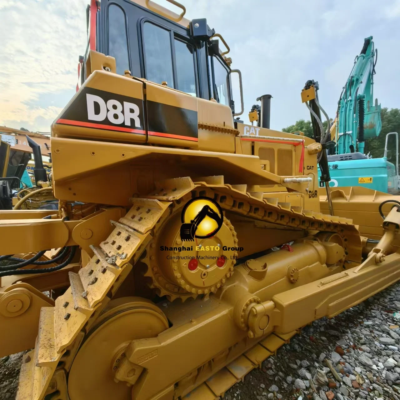 Caterpillar D8R Used Large Crawler Bulldozer With Good Condition Best Price Cat Bulldozer D8R For Sale