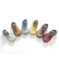 New arrivals sporty anti-slip breathable white baby no shoe socks and best selling baby shoes sock