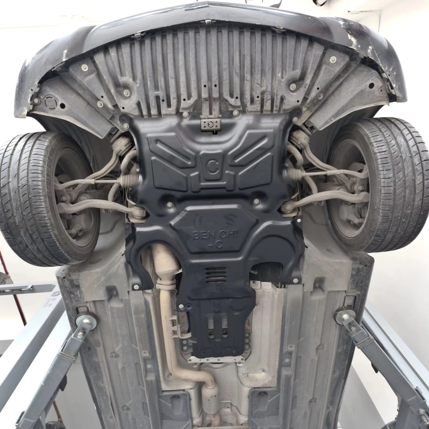 Mag-Aluminum Engine Under Cover Skid Plate for mercedes benz e class w212  w213 e200 e260 e320 e350 amg accessories spare parts