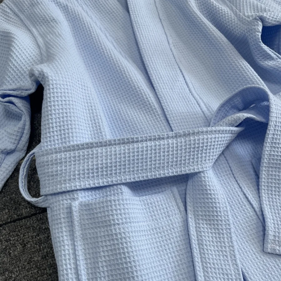 Wholesale soft comfortable kimono cotton bathrobes embroidered kids waffle spa robes