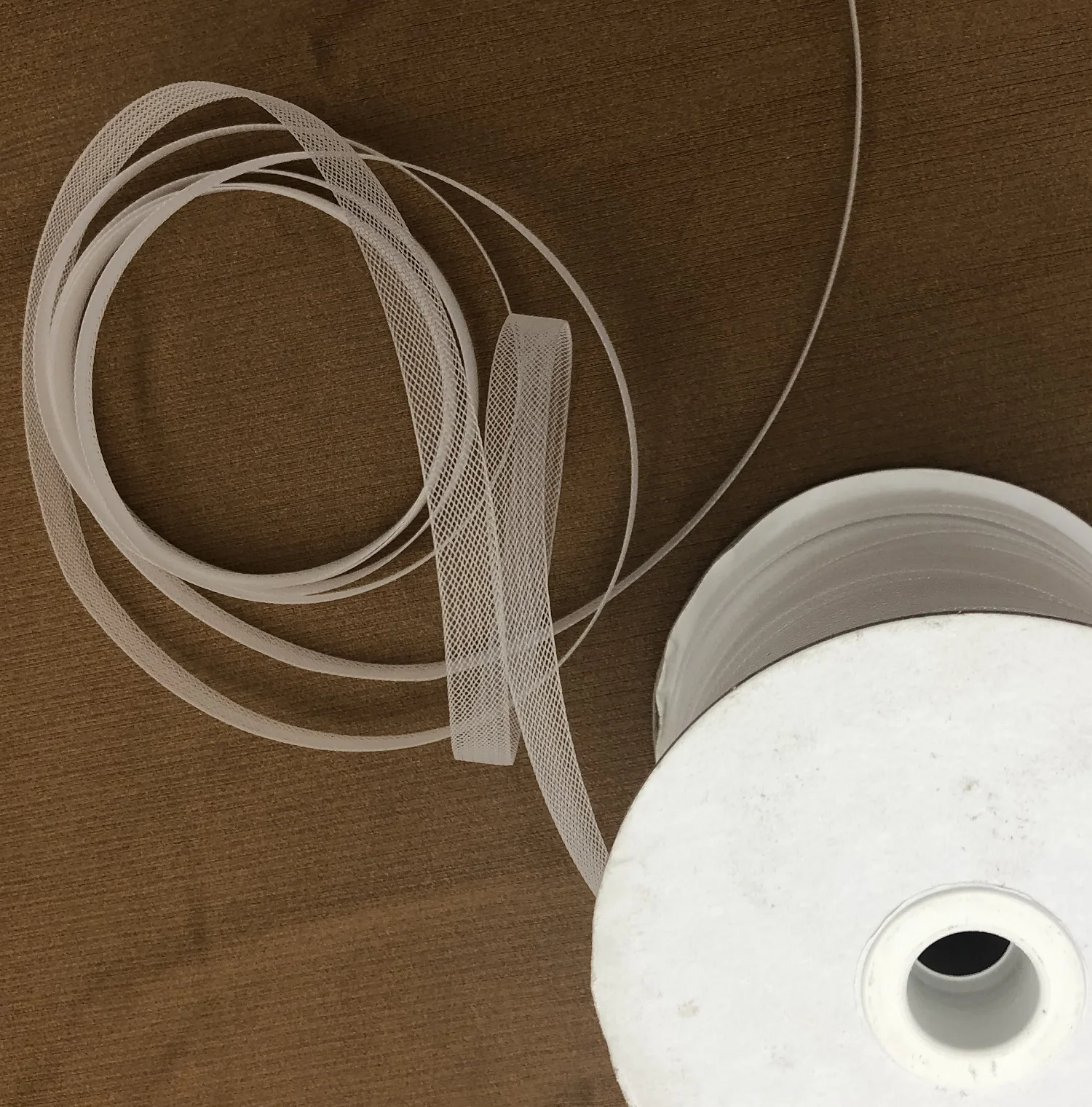 Garment trimming crinoline polyester crinoline for new design clothes horsehair braid in high quality