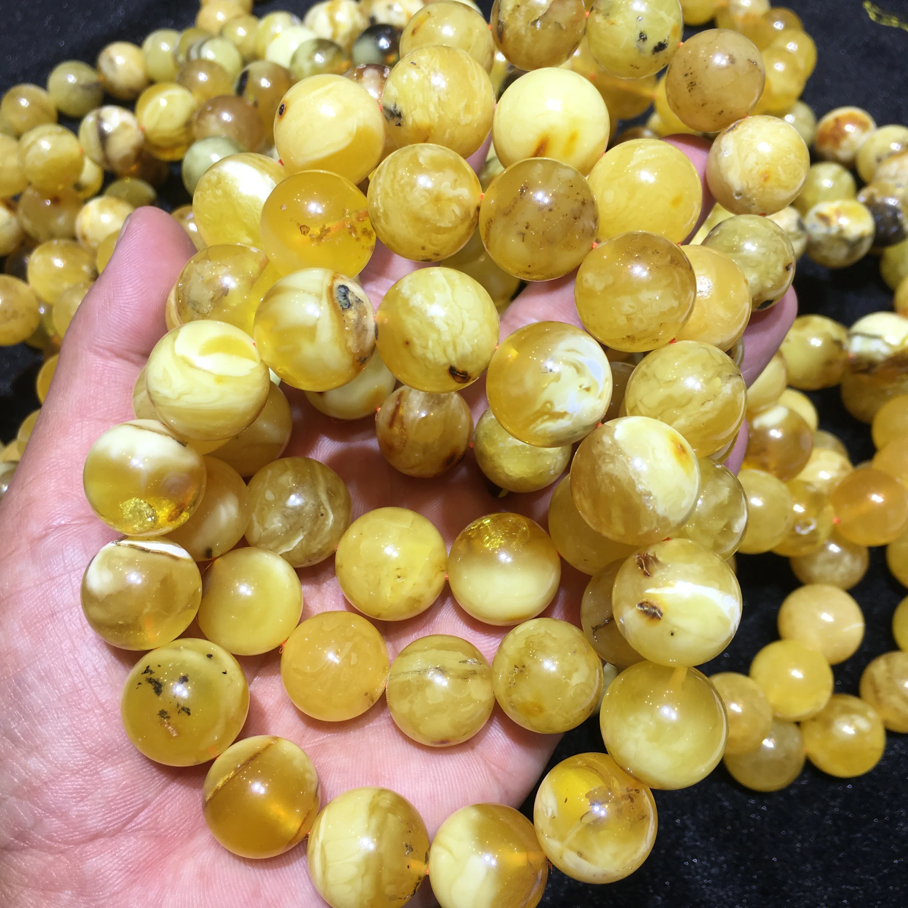 Guaranteed Quality Proper Price Factory Natural White And Yellow Baltic Amber Stone Loose Ball Beads Muslim Prayer Bead