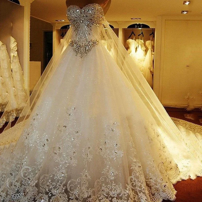Crystals Luxury Bride Dresses Lace Applique Bridal Gown Strapless Sweetheart Neckline Beaded Cathedral Train Wedding Dress