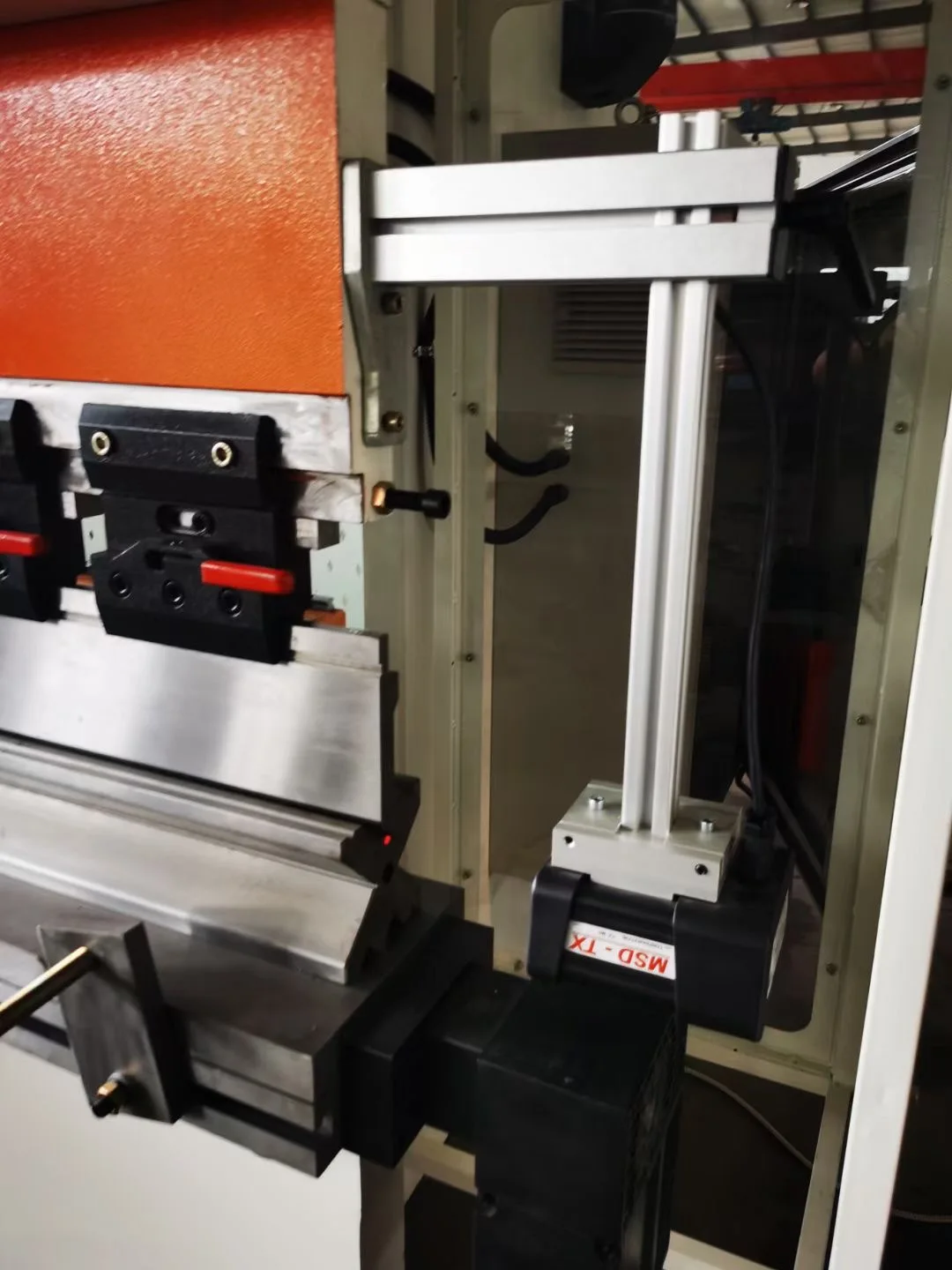 OHA Brand HAP-600/6000 ACL Press Brake, Amada Press Brake Tooling, Press Brake Foot Pedals