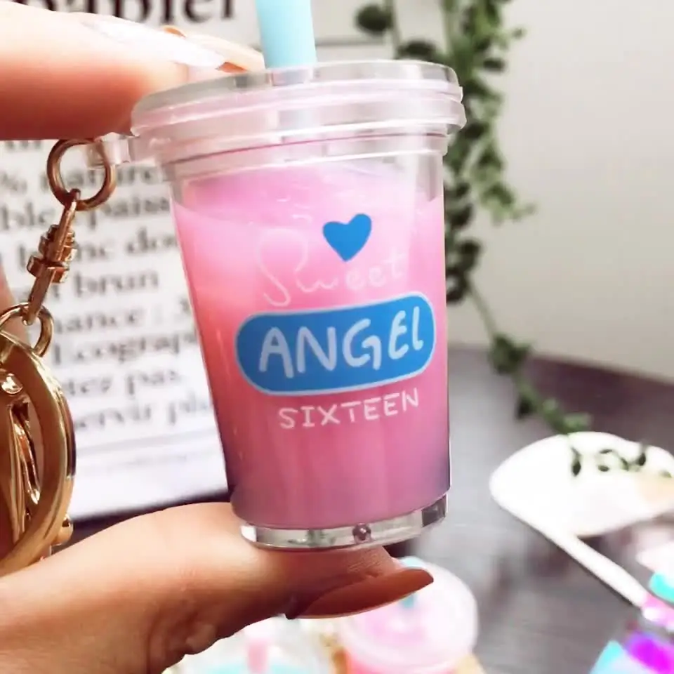 Trending products 2022 Bubble tea acrylic keychain boba tea Beverage charm drink bottle Liquid Keychain with coconut pearl