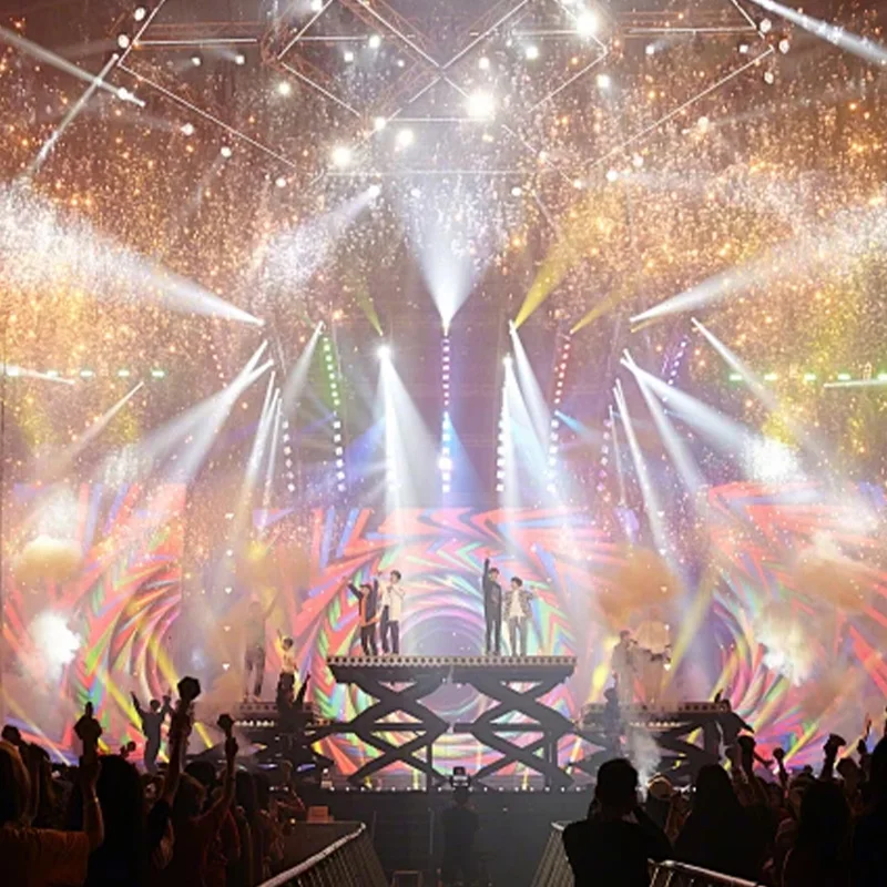 750W Wireless DMX Control Fireworks Fountain Cold Spark Machine for Wedding Stage