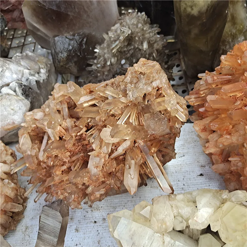 Natural Large Red Citrine Rock Quartz Crystal Clusters Crystal Healing Cluster for Decoration