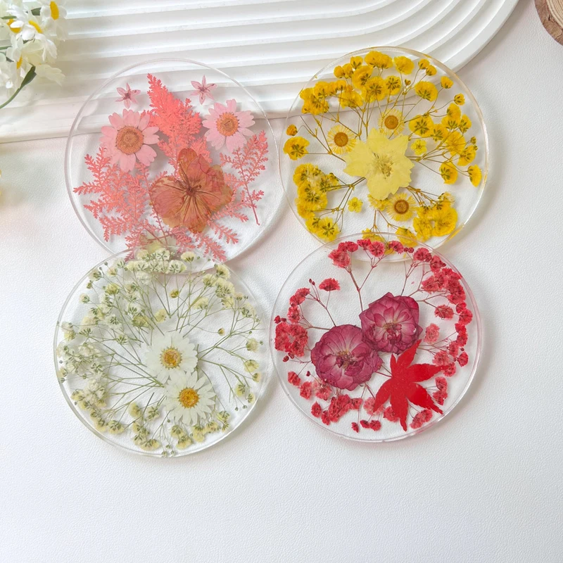 Customized Real Dried Flower Round Cup Coasters Epoxy Resin Clear Transparent Coffee Tea Cup Plate Mat