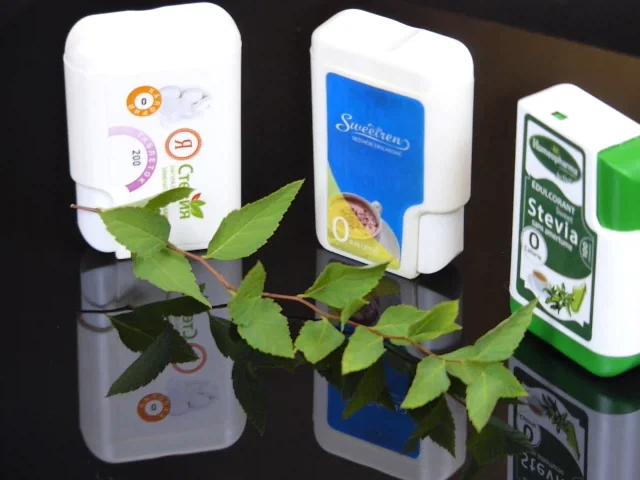 ISO Certified Tabletop Stevia Tablets 100-700/Dispenser Private Label Service Dried Sweeteners in Bulk Packaging