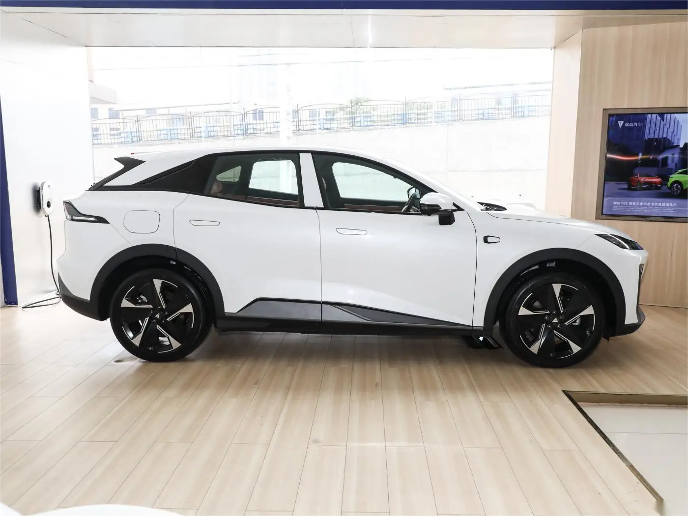 Changan DEEPAL S7 Shenlan New Sedan good quality Electric Cars 0.58 hours fast charging time New Energy Vehicle