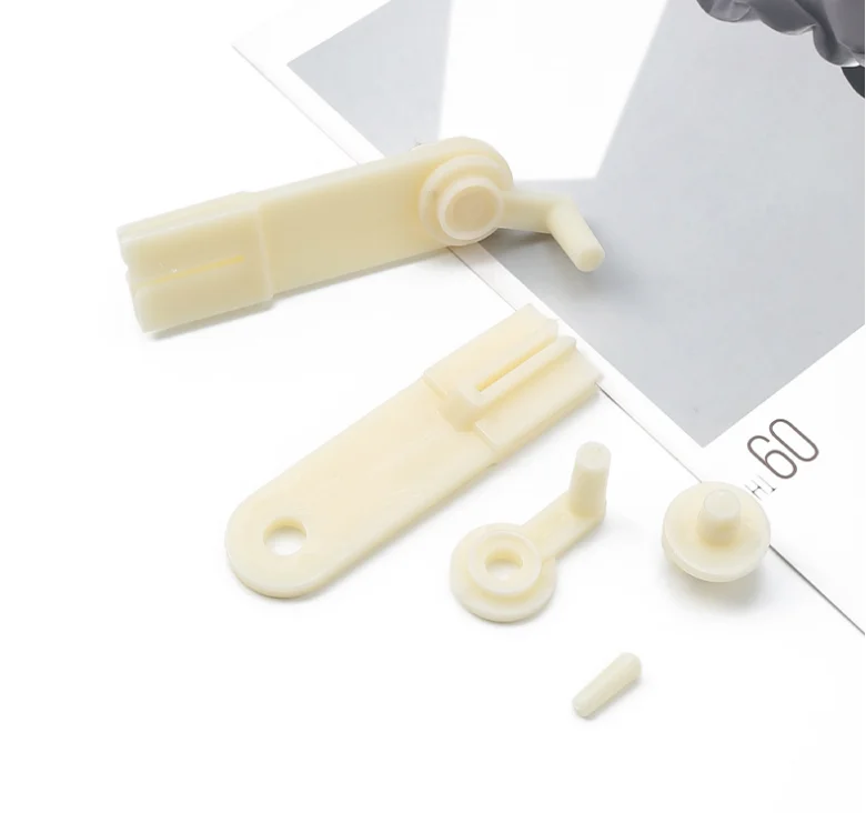 Wholesale Small Cross Stitch Bobbin Winder Machine Plastic DIY Craft Sewing Embroidery Storage Bobbin Winder in Bag Packaging