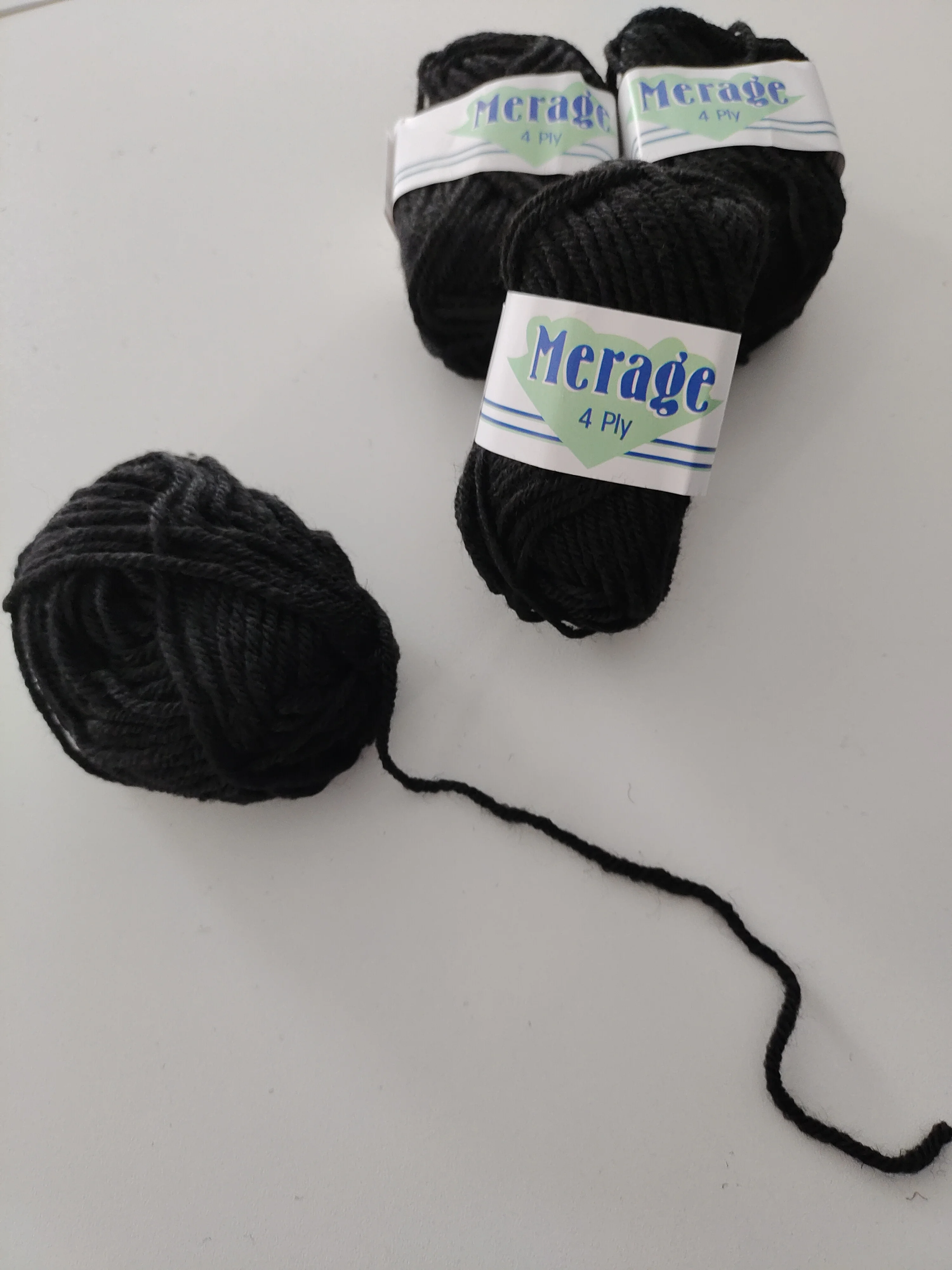 Wholesale Premium 17g Weight Yarn 4- acrylic yarn  Custom - made 4 - strand Yarn 20pcs/bag