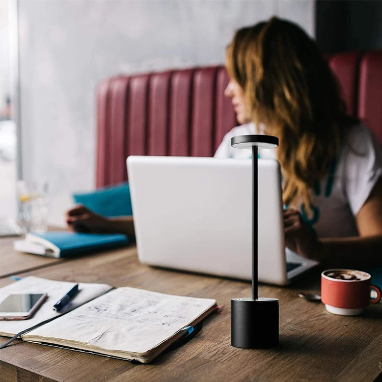 Factory wholesale custom high quality cheap price restaurant cordless table lamp