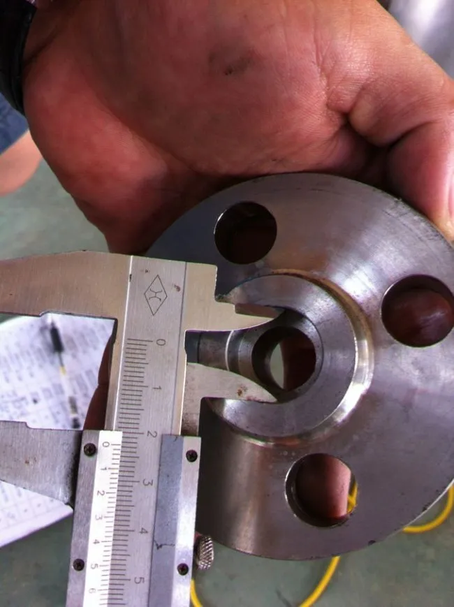 ASTM A105 Линейная лопатка и распорная втулка RF трубы фланцы