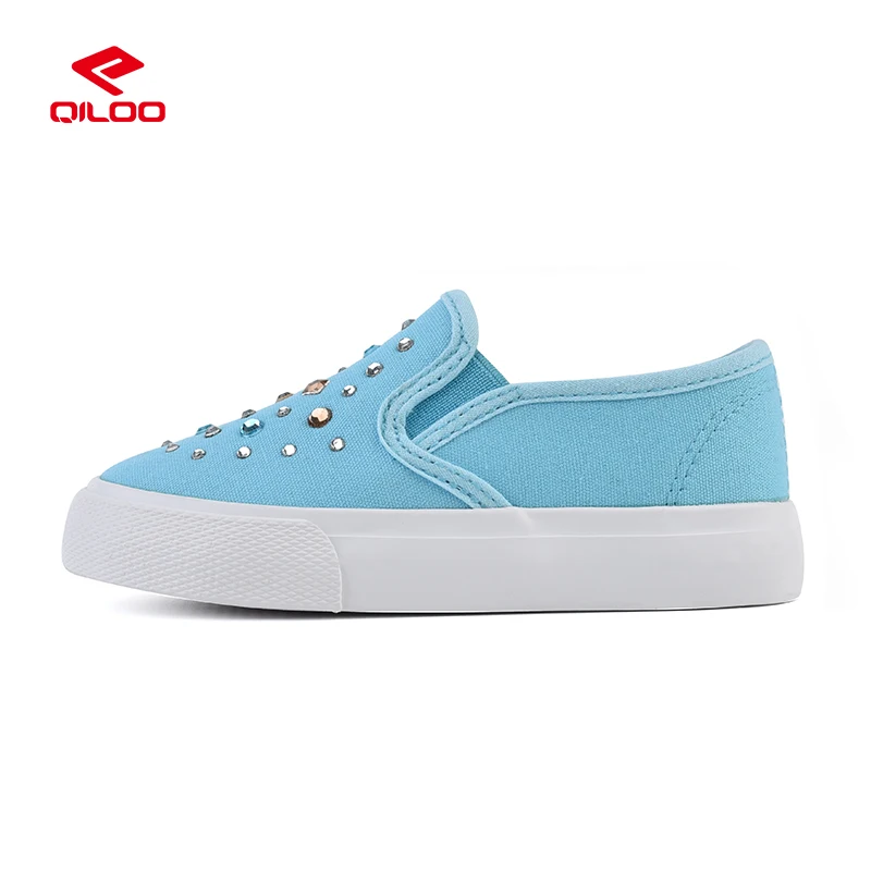 QILOO  Girls Sports Casual Slip On Shoes Fashionable Anime Style Low Top Winter Flat Design for Daily Summer Wear Wholesale