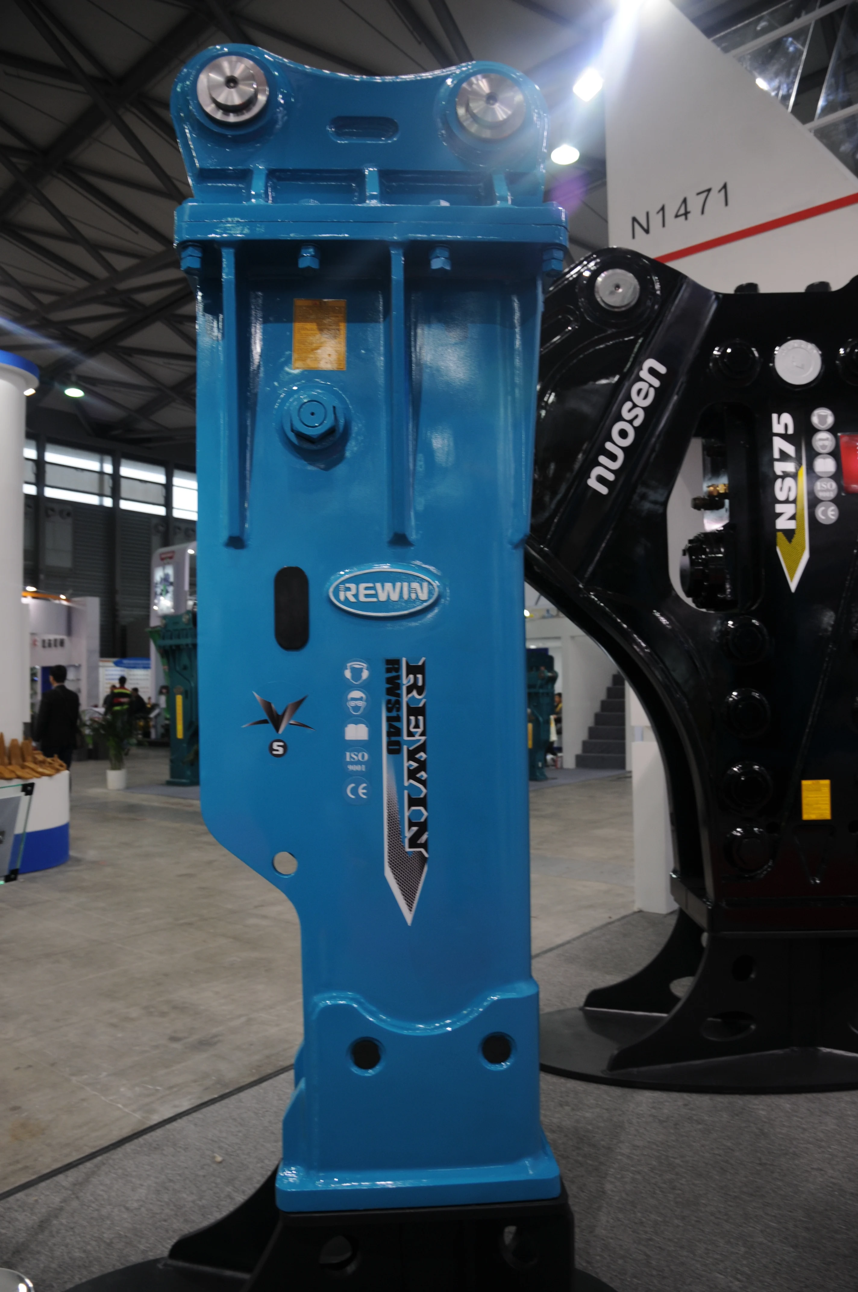 SB81N  Breaker Excavator Hammer Box Silenced Type Hydraulic Breaker