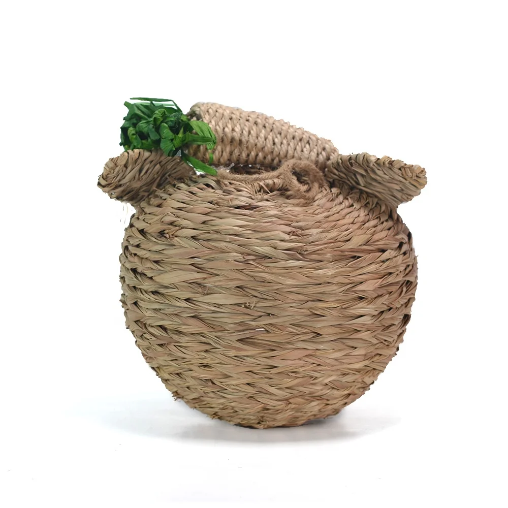 The New Chinchilla Guinea Pig Rabbit House of Chewing Grass Nature Reed Nest Handmade