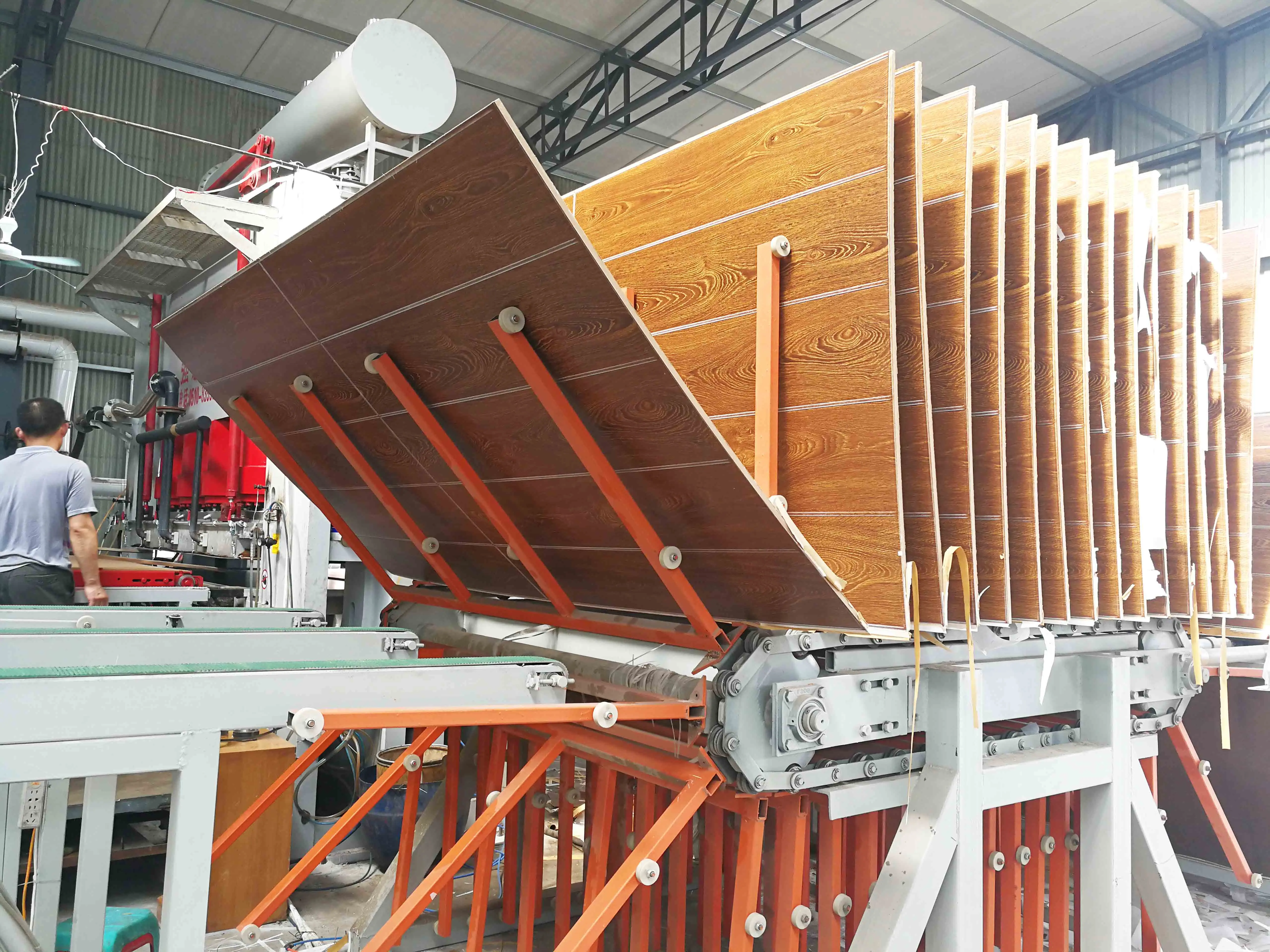 High Quality Vinyl Click Hybrid Plank Laminate Floors 7mm 8mm 12mm Marbles With Locking Connection