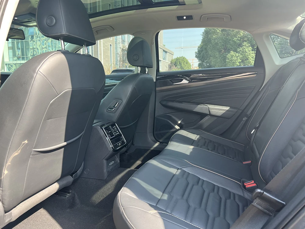Wholesale 2020 vw Volkswagen Passat 1.4T Hybrid taxi driving school online car-hailing cars used vehicles cheap