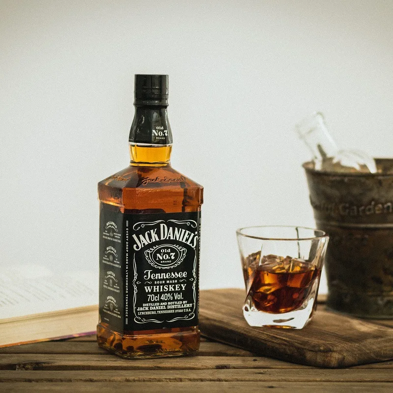 Custom Clear Whiskey Glass Bottle  250ml 50ml  700ml Jack Daniels Whiskey Bottle