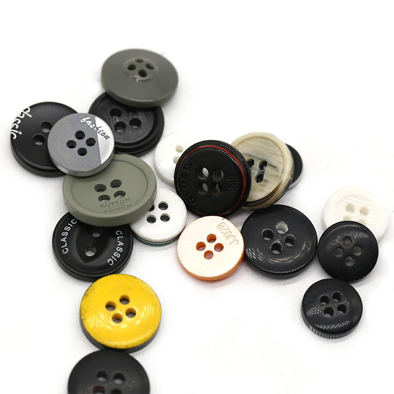 High Quality Custom Brand Logo 4 Holes 15mm 18mm Black Sewing Resin Buttons For Men Polo Shirt
