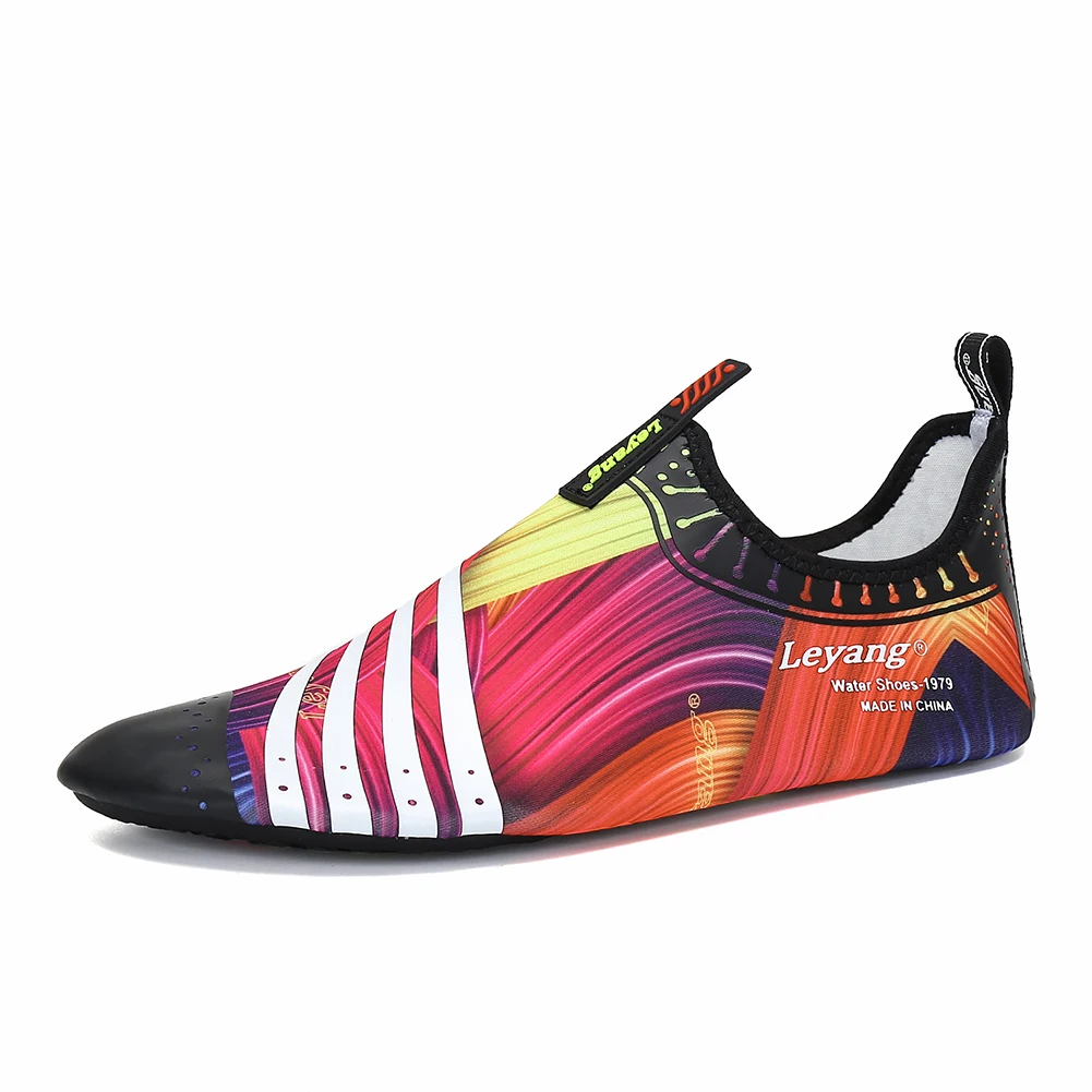 
Unisex Beach Shoes Barefoot Water Shoes Quick dry Aqua Sports Shoes 2021 White Swim Socks Breathable Yoga Socks 