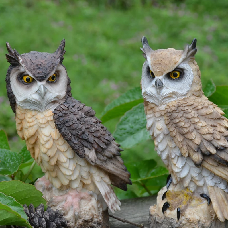 2021 Christmas Yard Garden Decoration Realistic Manmade Artificial Resin Patio Lawn Owl Crafts Statue Art Model Figures Gifts