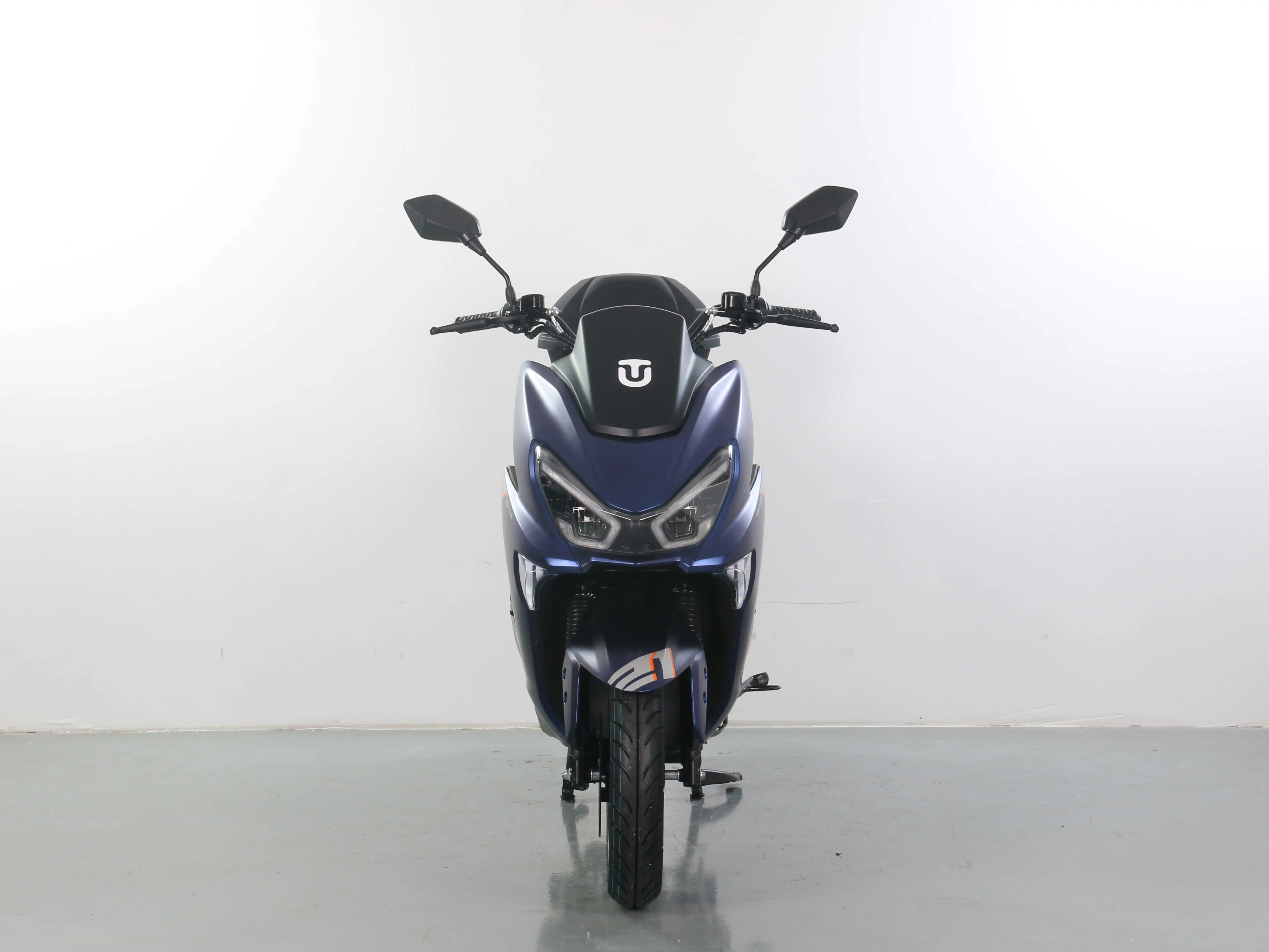 New Desgin Ckd Skd 60-80km 300km Long Range Fast Electric Moped E Smart Scooter Cheap Fatbike 60v Classic Body Ev Ecc Motorcycle