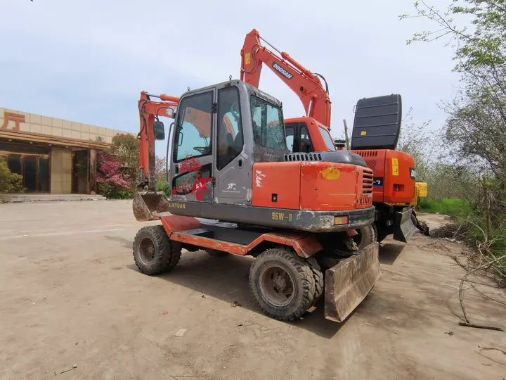 Китайский бренд xinyuan xyb95w-8 xyb95w экскаватор xyb95 малая шина по низкой цене распродажа