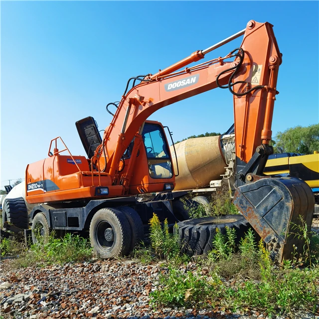 Doosan 210W-7 wheel Excavator, Used 210W-7 in working condition for sell