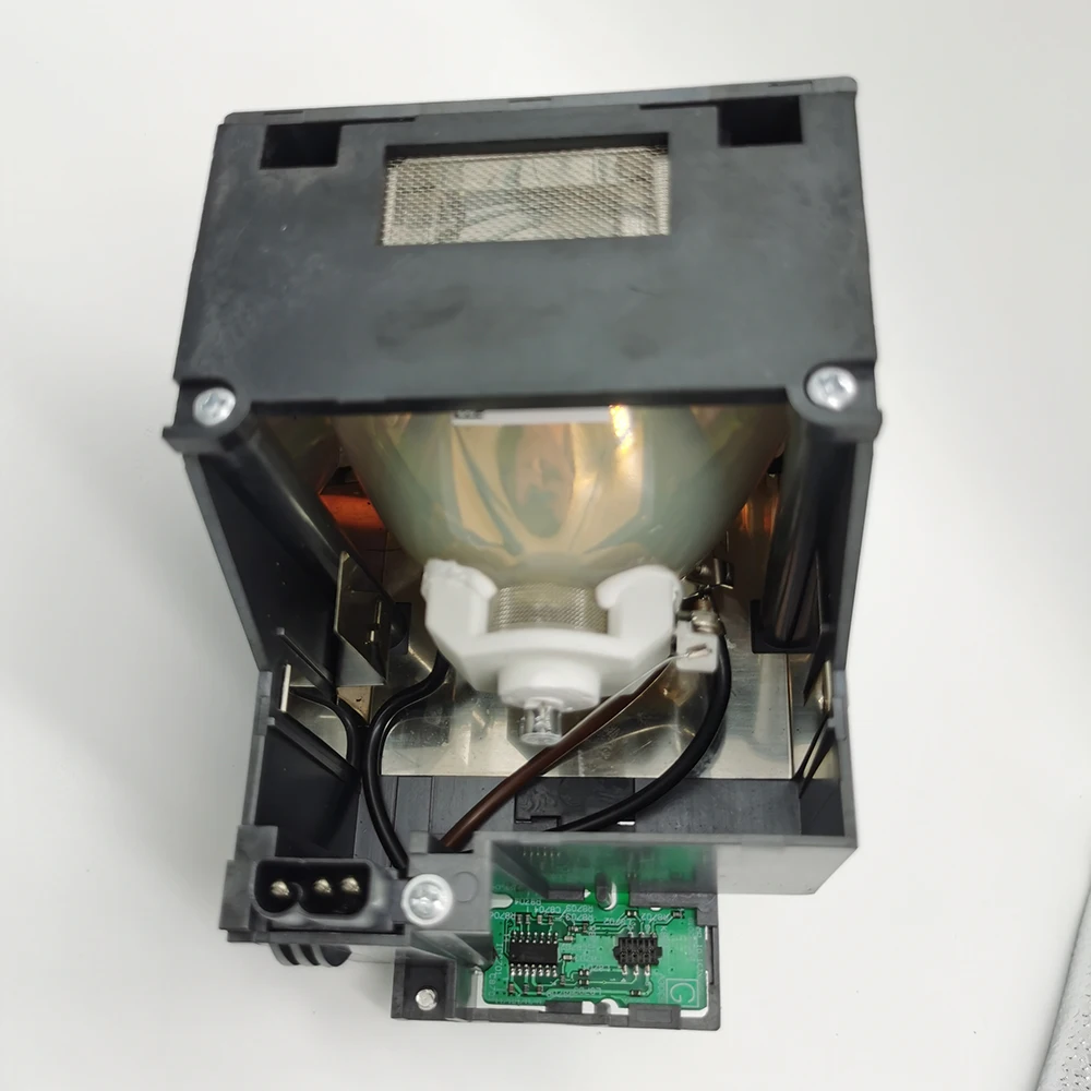 Original POA-LMP147 Projector Lamp  for Sanyo PLC-HF10000/PLC-HF15000L/PLC-HF15000/PLC-XF47/PLC-XF70 Projector Bulb LMP147