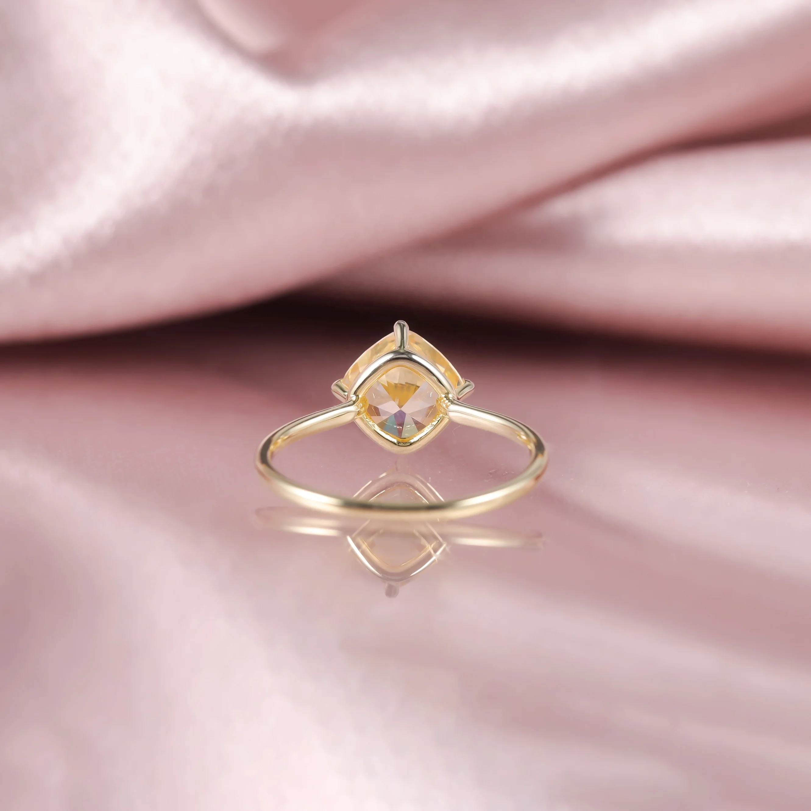 OL1487 Abiding Wholesale 4 Claws Cushion Cut 7X7MM 2 Carat Champagne Moissanite 10K 14K 18K Solid Gold Rings For Women