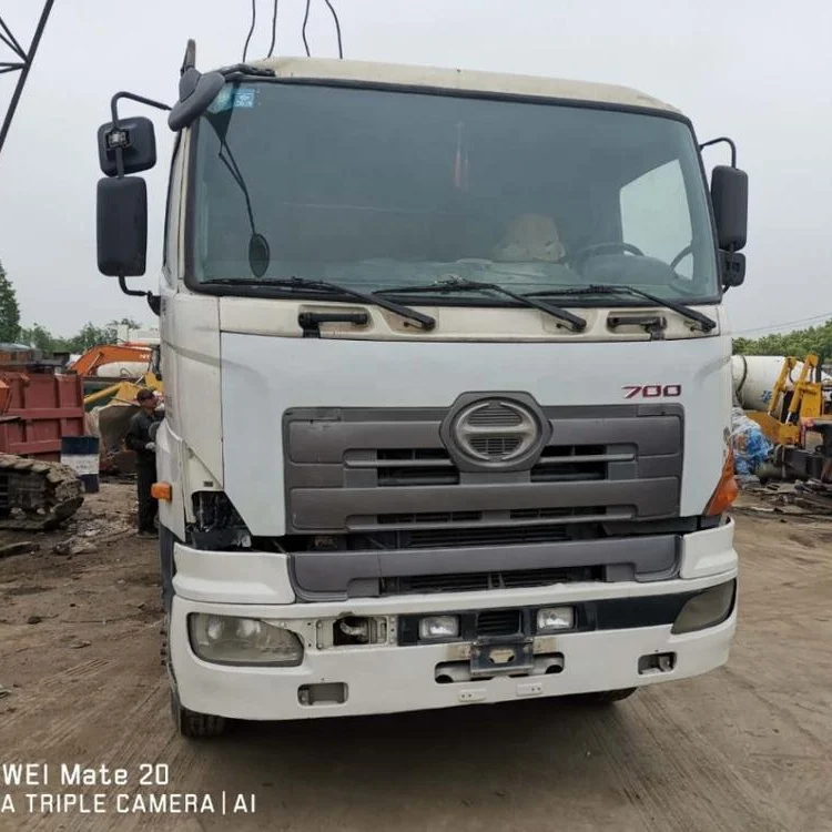  Продажа б/у бетономешалки hino в