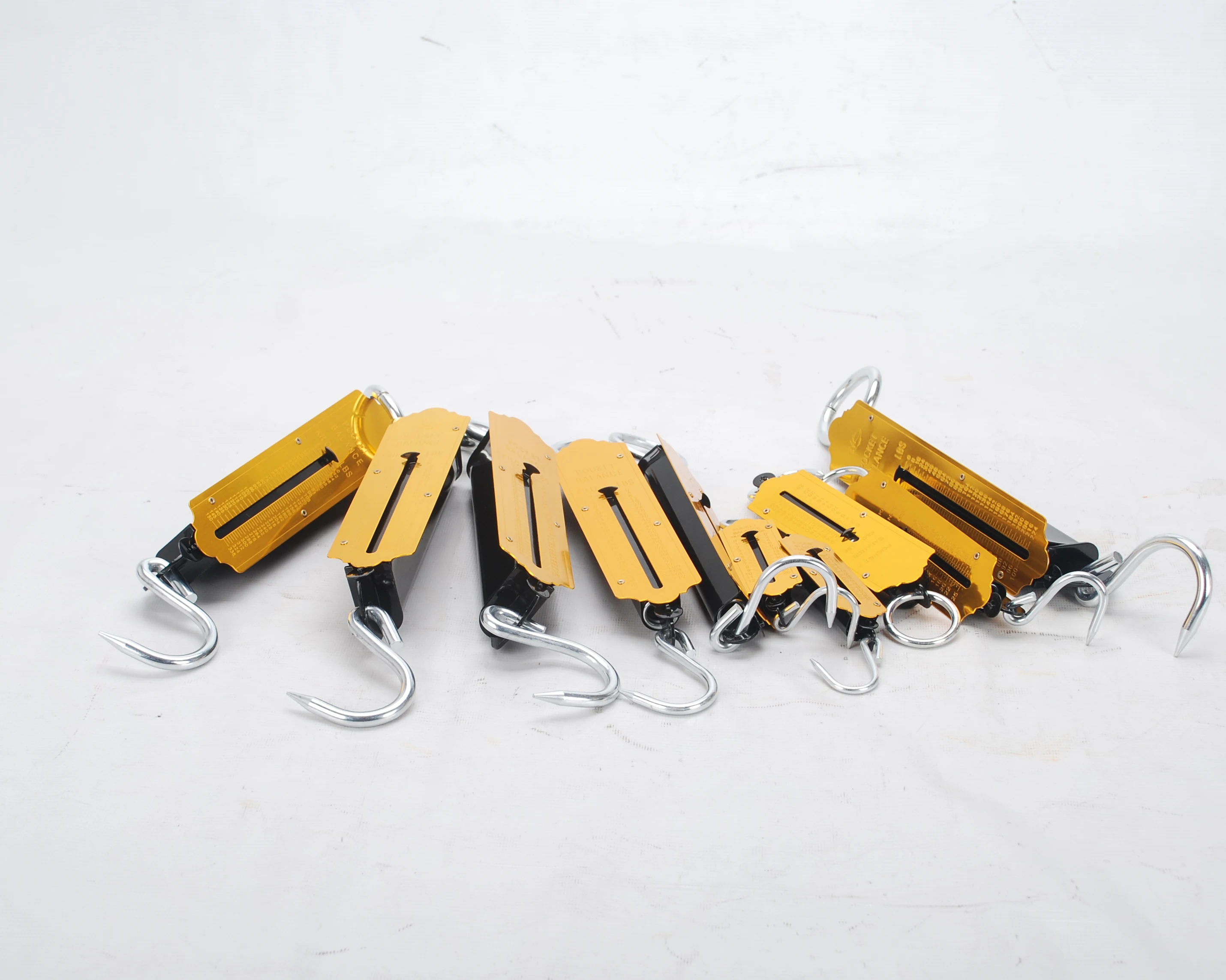 Cheap Price High Quality Hanging Circular Dial Type Weighing Balance With Cotton Bag for Weighing Baby Fruits