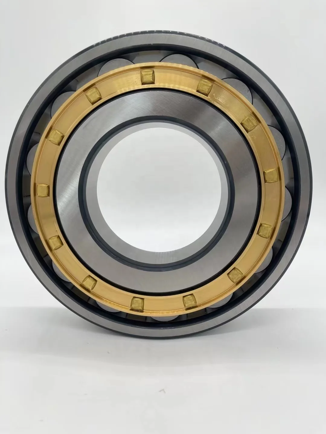 nj215m Cylindrical Roller Bearing    America Business Custom OEM Europe brass cage