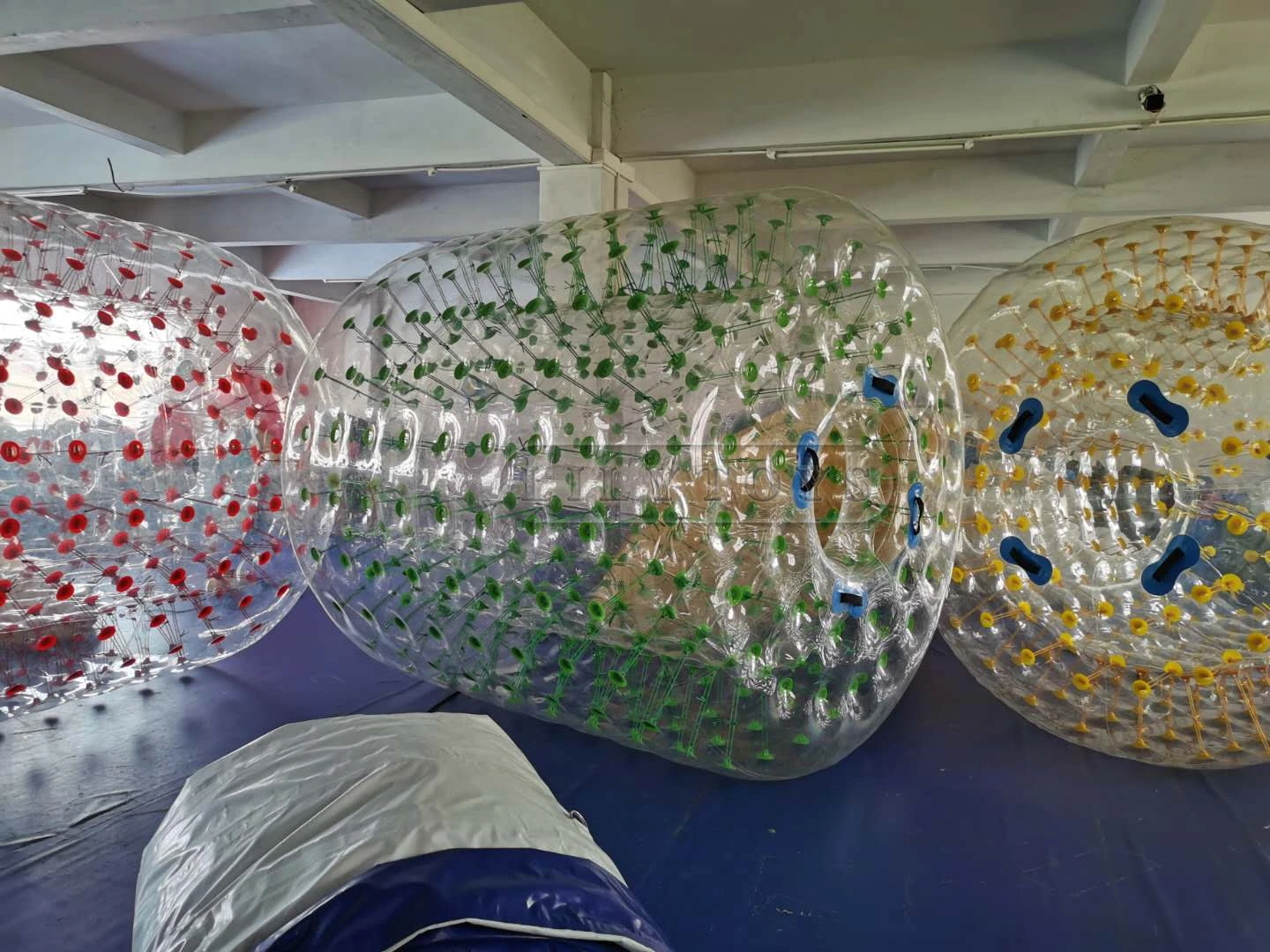 Attractive crazy TPU and PVC water proof inflatable zorb roller ball for outdoor water playground park