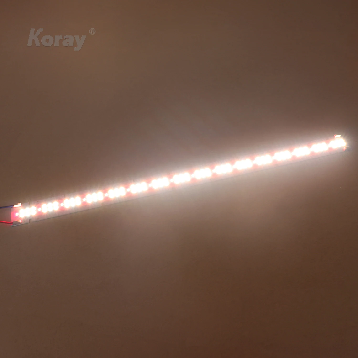 Horticulture LED linear Full Spectrum 2ft hyper red 660 nm grow light for plant growth