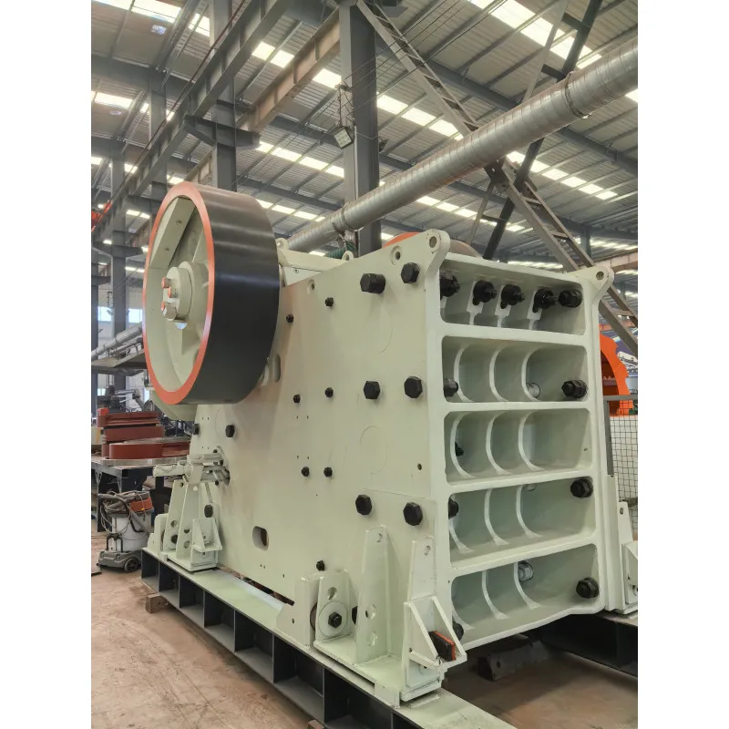 The latest technology hydraulic jaw crusher used for heavy stone crushing equipment in mining quarries primary stone crusher