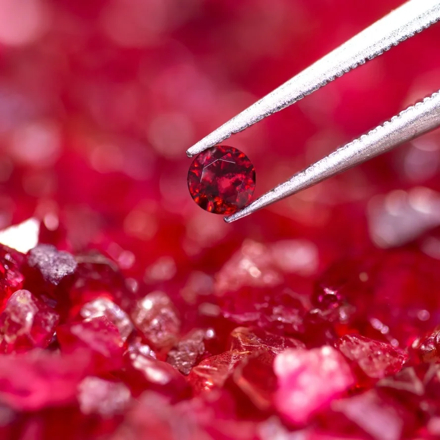 Burma Natural Fine Gems Vivid Red Round Diamond Cut 1.0mm-2.5mm Grade AAA Spinel Loose Stones For Jewelry Design