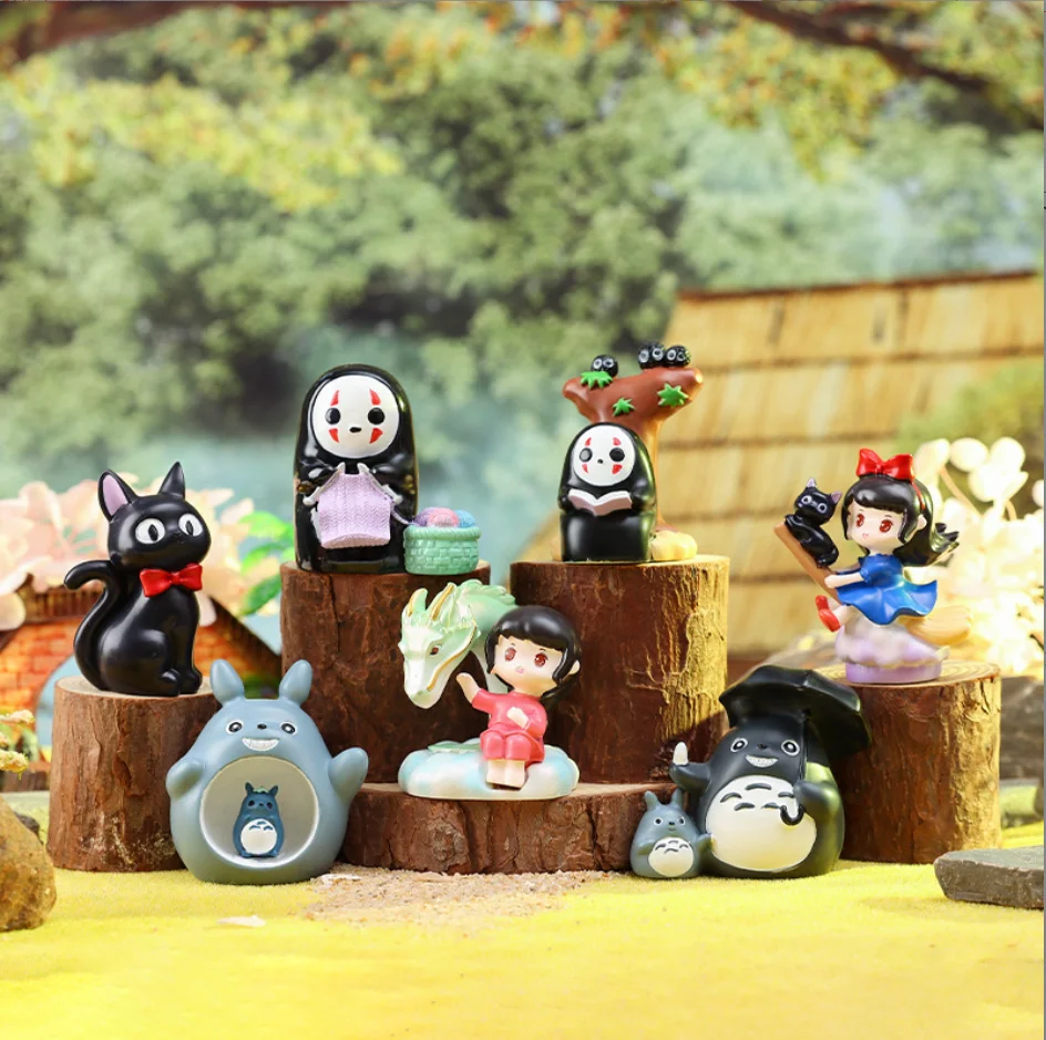 Custom Shop Mall Outdoor Home Decoration Life Size Japanese Cartoon Anime Totoro Statue Resin Fiberglass Sculpture for Sale