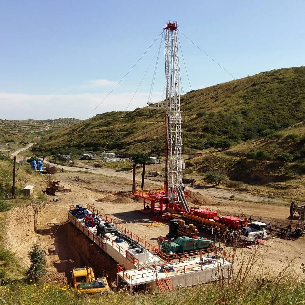 China Origin XJ550 ZJ15 100t 550hp truck-mounted workover rig for oilfield