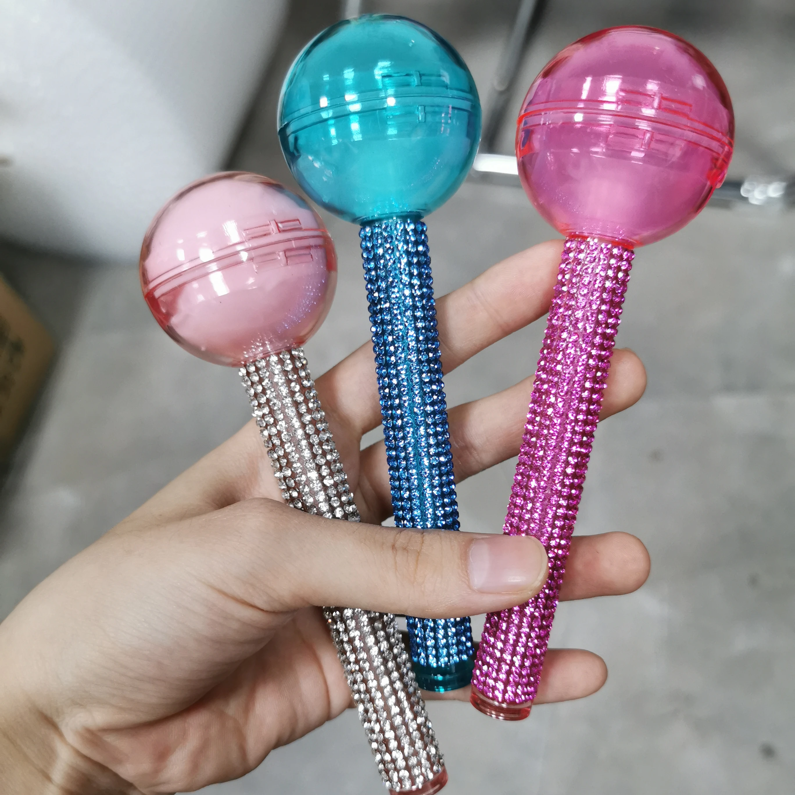 Пустой пластиковый контейнер для помады в форме леденца, туба для блеска для губ