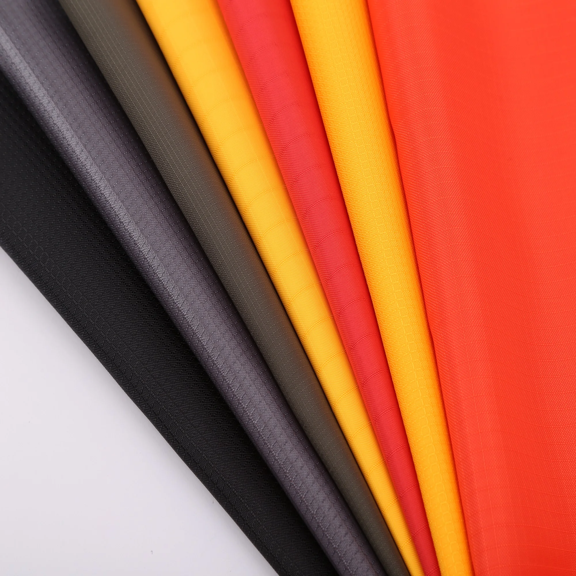 Custom Color And Design Waterproof 300d Ribstop Oxford Flame-retardant Pu Coated Bag Or Tent Fabric