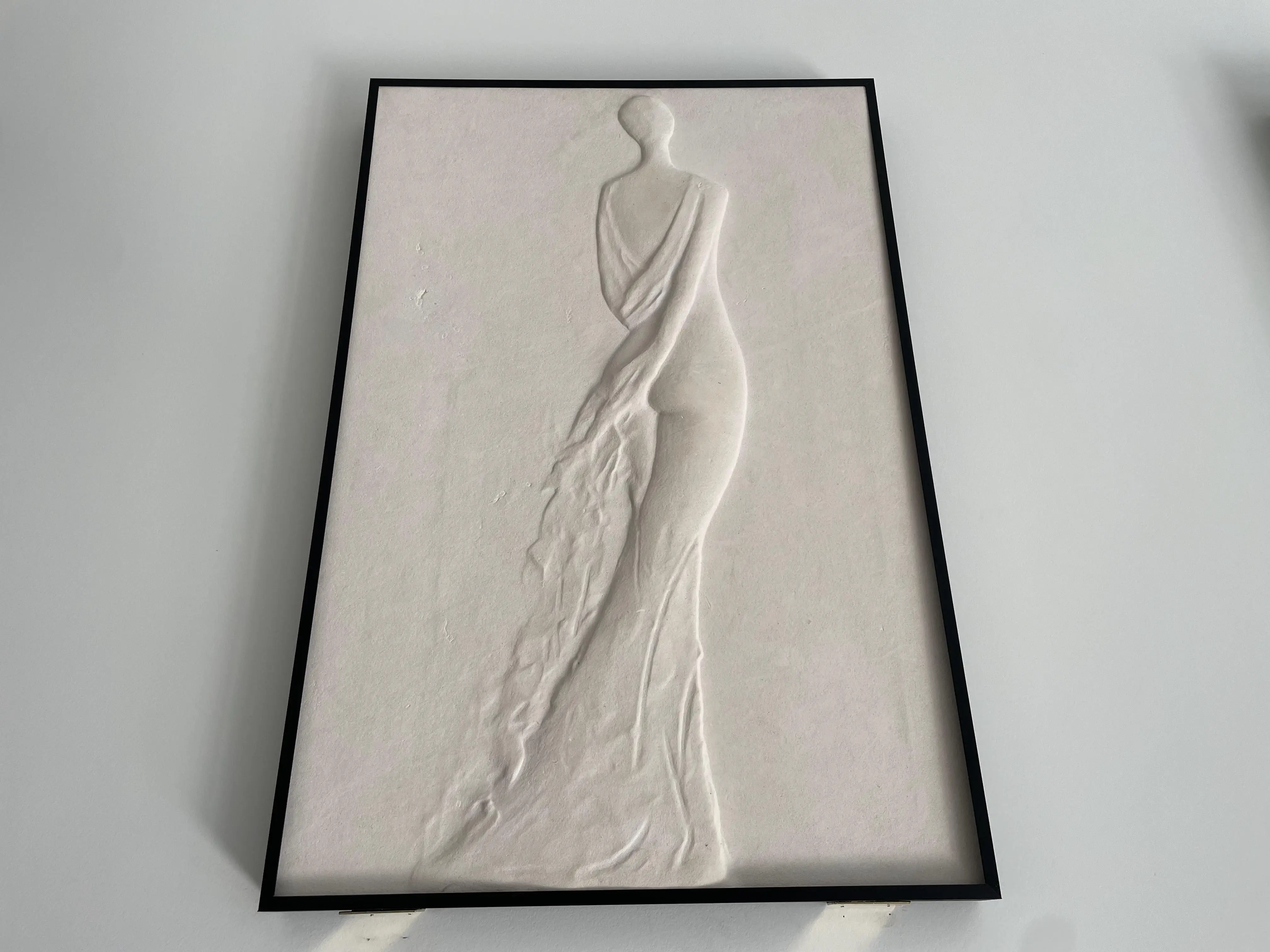 Modern Lady Relief 3D Stone Painting Abstract Design Giant Printed Wall Art Hanging Decor with Frame Mounting