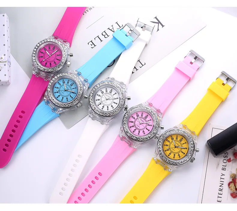 Women Quartz Watch Silicone Wristwatches Glowing Relojes Mujer Luminous LED Sport Watches