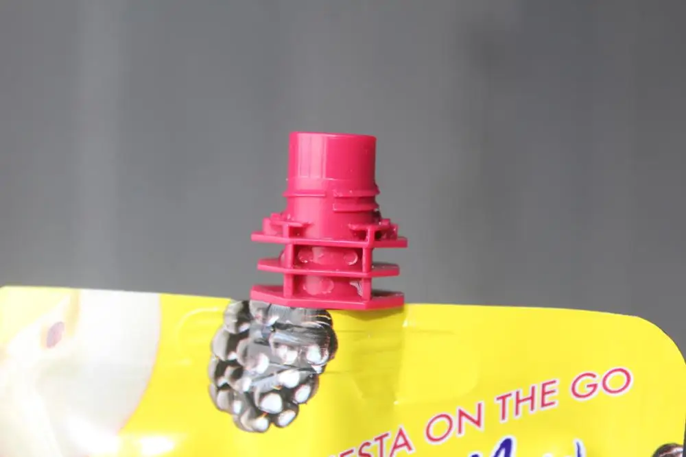 Custom Printed Food Grade Aluminum Foil Stand Up Spout Pouch Plastic Drinking Water Bag For Fruit Juice