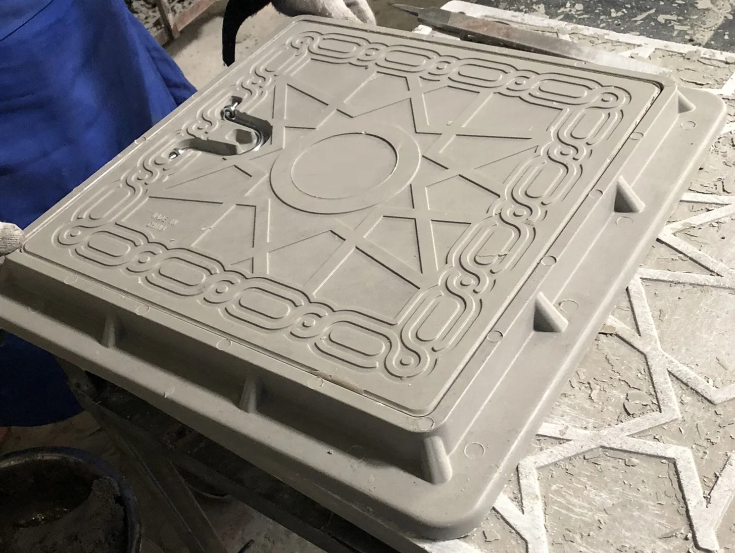 smc resin  manhole cover