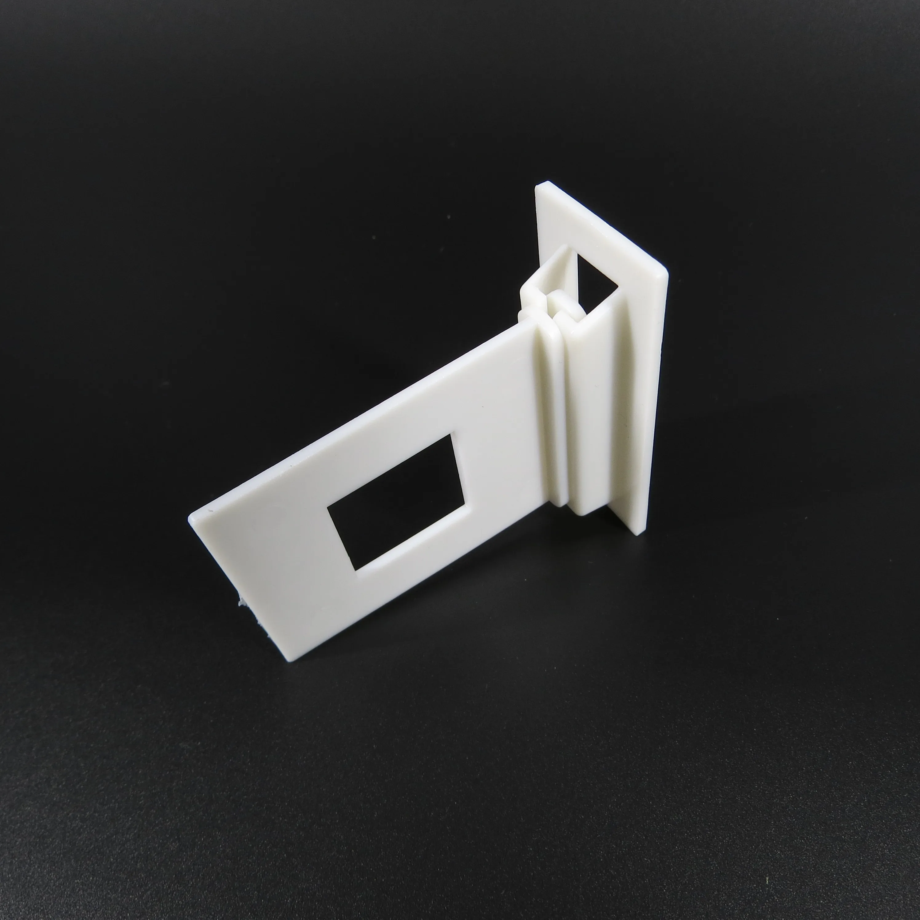 Hot sale Retail Plastic Power Wing Clips Hanging Display ABS Corrugated Shelf Support