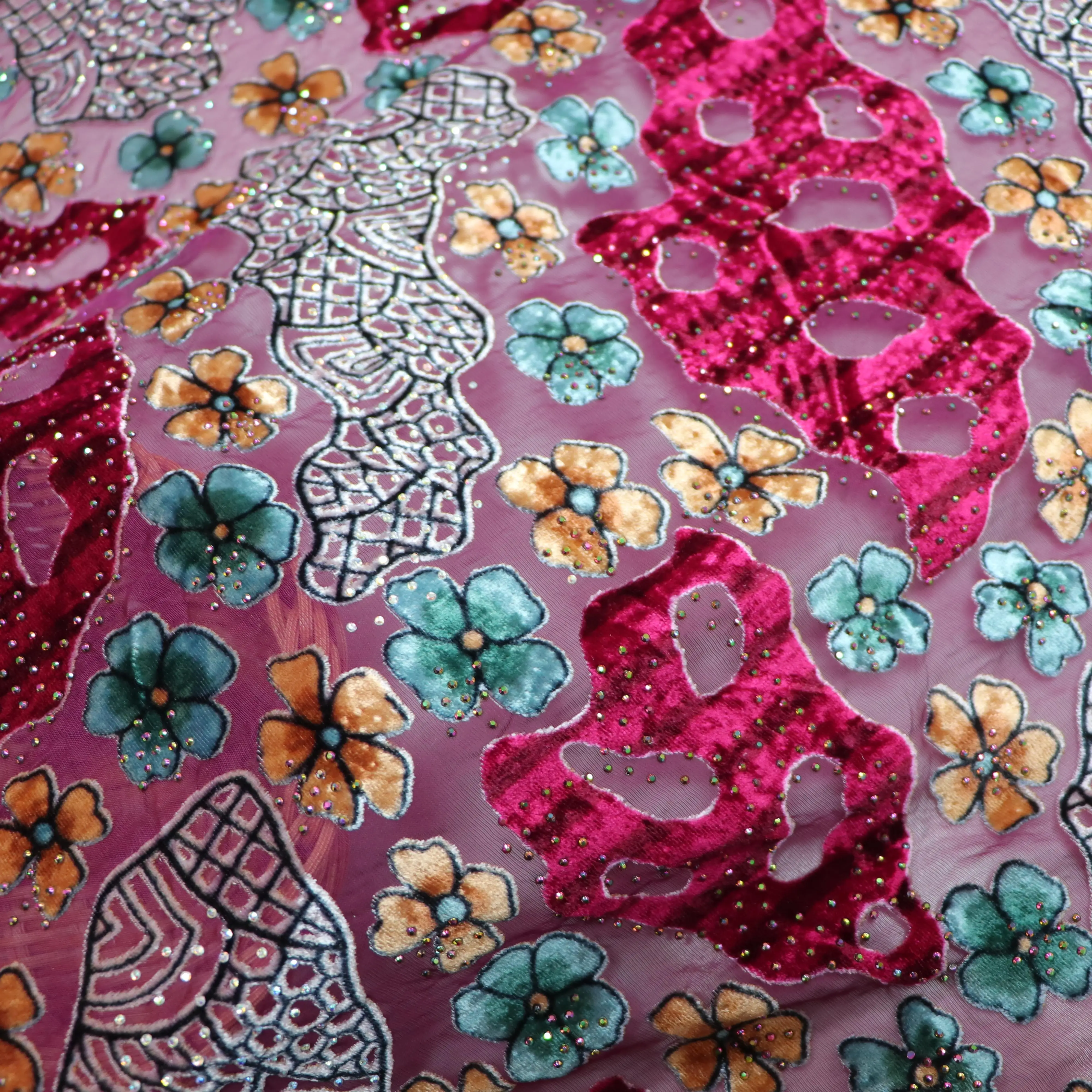 New Coming High Quality Diamond  Silk  Velvet Patch embroidery lace fabric for Luxury Lady Evening Clothes